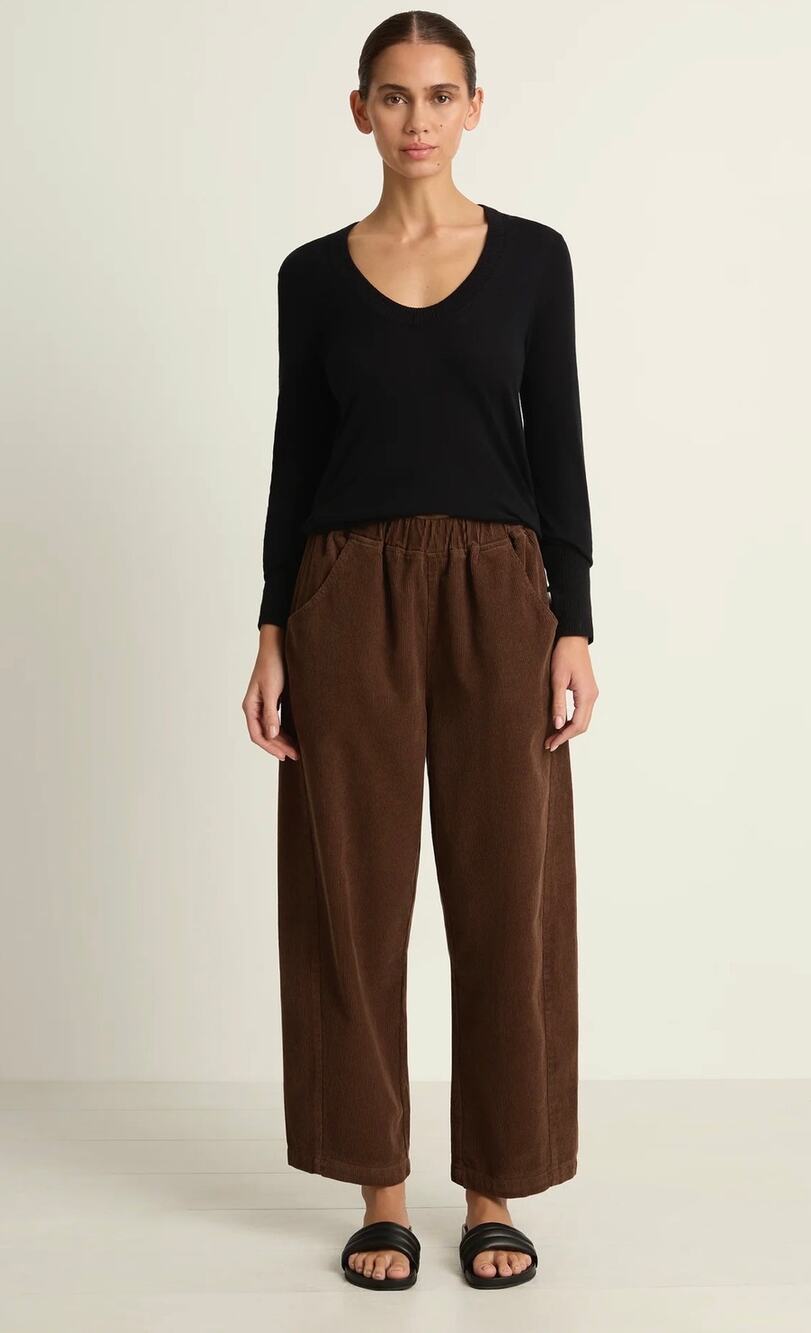 Le Bon Shoppe Barrel Arc Pants in Chocolate Denim